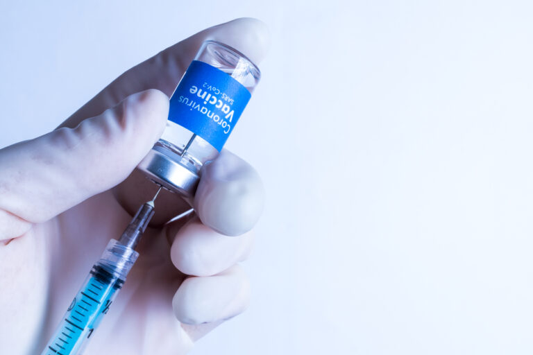 【国際】ファイザー・BioNTechとノババックスのワクチン、変異種で有効性確認。EUはダークレッド導入